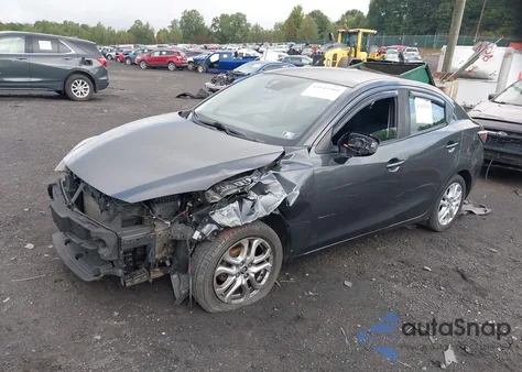 2017 Toyota Yaris Ia из США, поврежденный, VIN 3MYDLBYV0HY152223